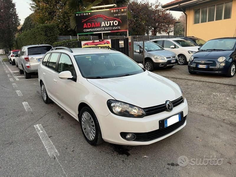 Usata VW Golf VI Comfortline 105 CV (77 kW) 2011 Bianco Utilitaria