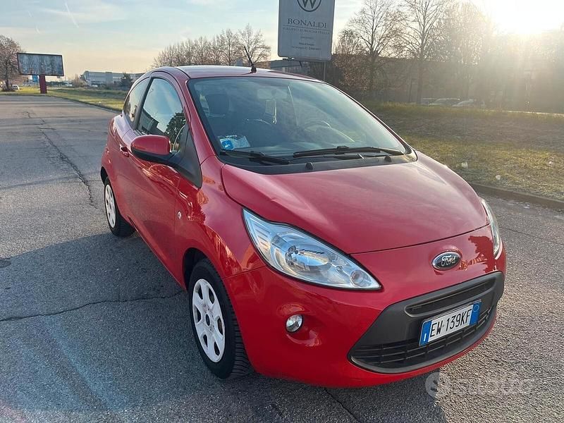 Usata Ford Ka 69 CV (50 kW) 2014 Rosso Berlina