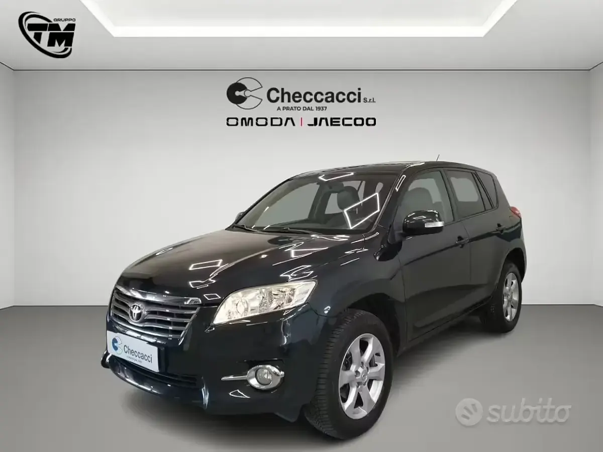 Usata Toyota RAV4 150 CV (110 kW) 2011 Nero SUV