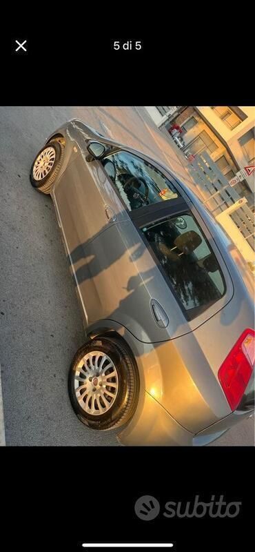 Usata Fiat Punto 95 CV (69 kW) 2008 Grigio Utilitaria