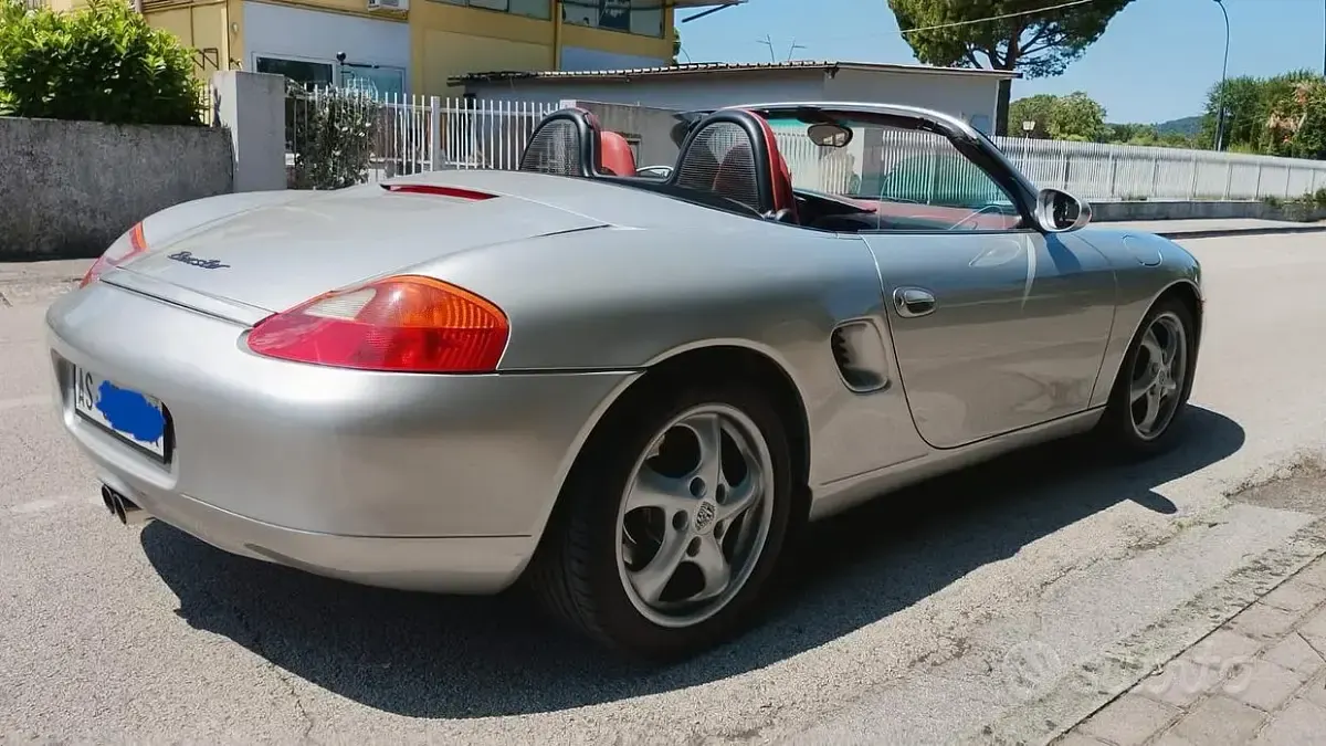 Usata Porsche 986 Boxster 204 CV (150 kW) 1997 Grigio Cabrio