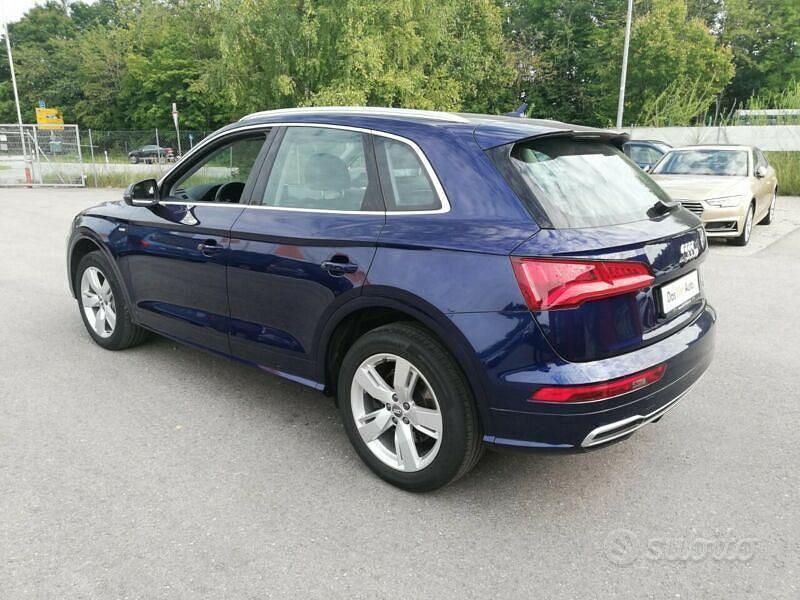 Blu Usata 2018 Audi Q5 S-Line SUV | 24.000 € (Cara) - Immagine 1/4