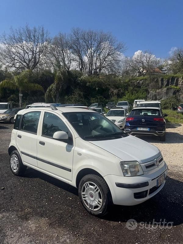 Usata Fiat Panda Dynamic 60 CV (44 kW) 2010 Bianco Utilitaria