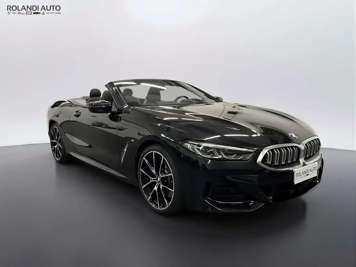 Usata BMW 840 340 CV (250 kW) 2023 Black sapphire metallizzato Coupé