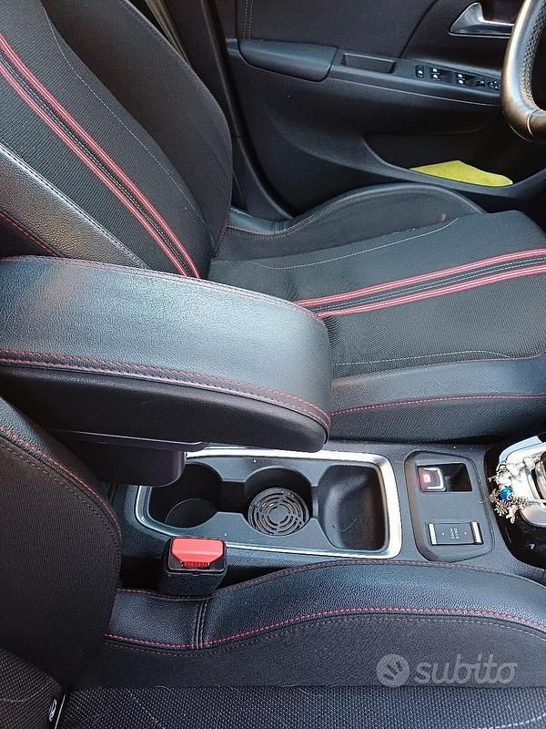 Usata Opel Corsa GS Line 101 CV (74 kW) 2020 Grigio Berlina