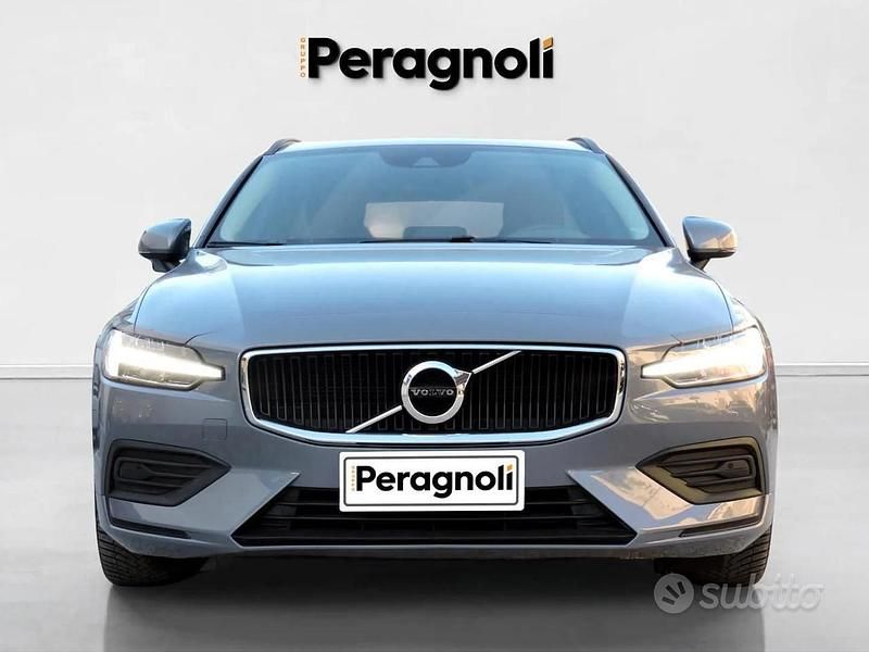 Usata Volvo V60 Business Edition 197 CV (144 kW) 2021 Grigio Station wagon