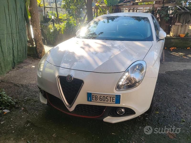 Usata 2010 Alfa Romeo Giulietta Berlina | 3500 € (Super prezzo) - Immagine 1/4