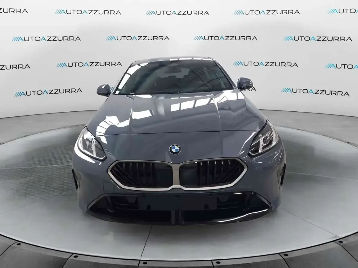 Usata BMW 118 M Sport 150 CV (110 kW) 2025 Grigio Utilitaria
