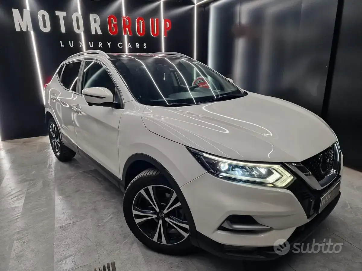 Usata Nissan Qashqai N-Connecta 116 CV (85 kW) 2019 Bianco SUV