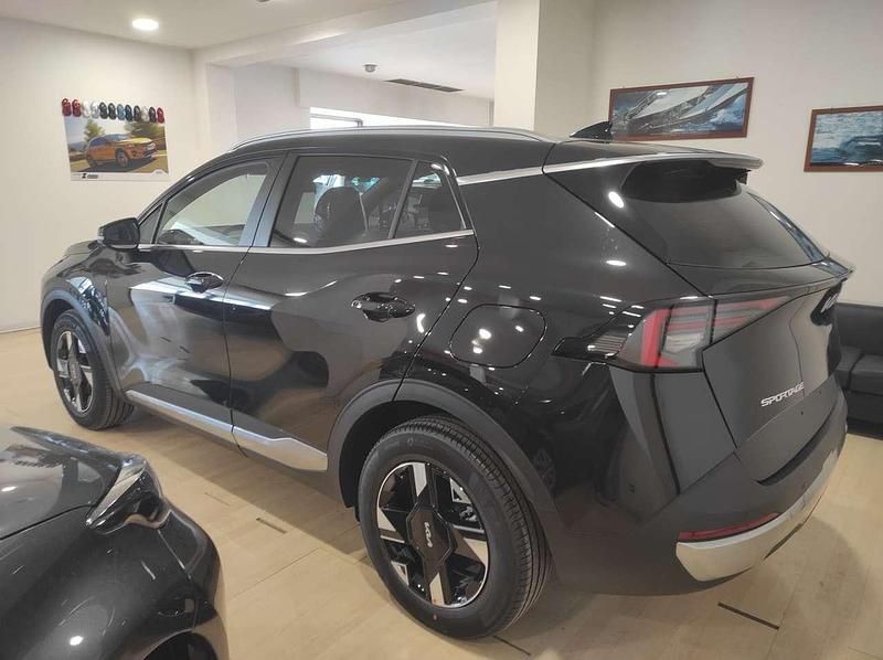 Nouvelle Kia Sportage 143 ch (105 kW) 2025 Orange SUV