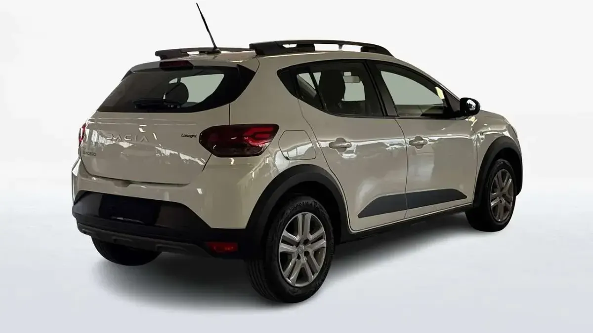 Usata Dacia Sandero Expression 101 CV (74 kW) 2023 Bianco Berlina