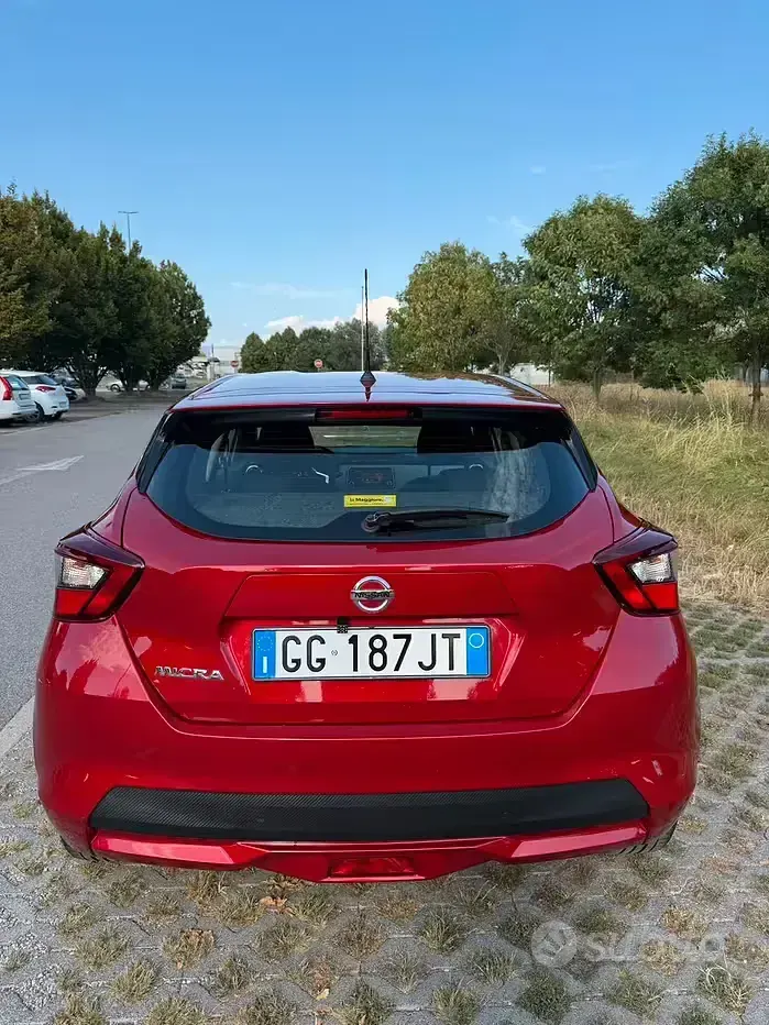 Usata Nissan Micra 92 CV (67 kW) 2022 Rosso Utilitaria