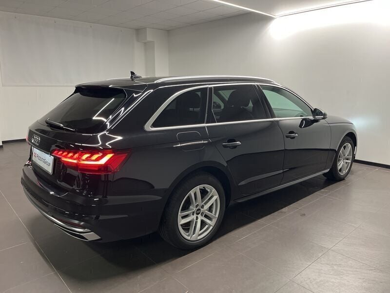 Nuova Audi A4 Advanced 163 CV (119 kW) 2025 Station wagon