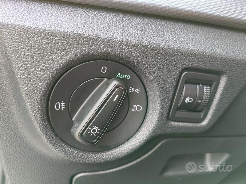 Usata Skoda Kamiq 2021 Grigio SUV