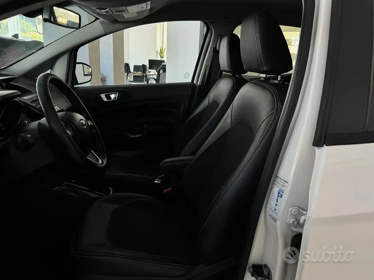 Usata Ford Ecosport Titanium 95 CV (69 kW) 2016 Bianco SUV