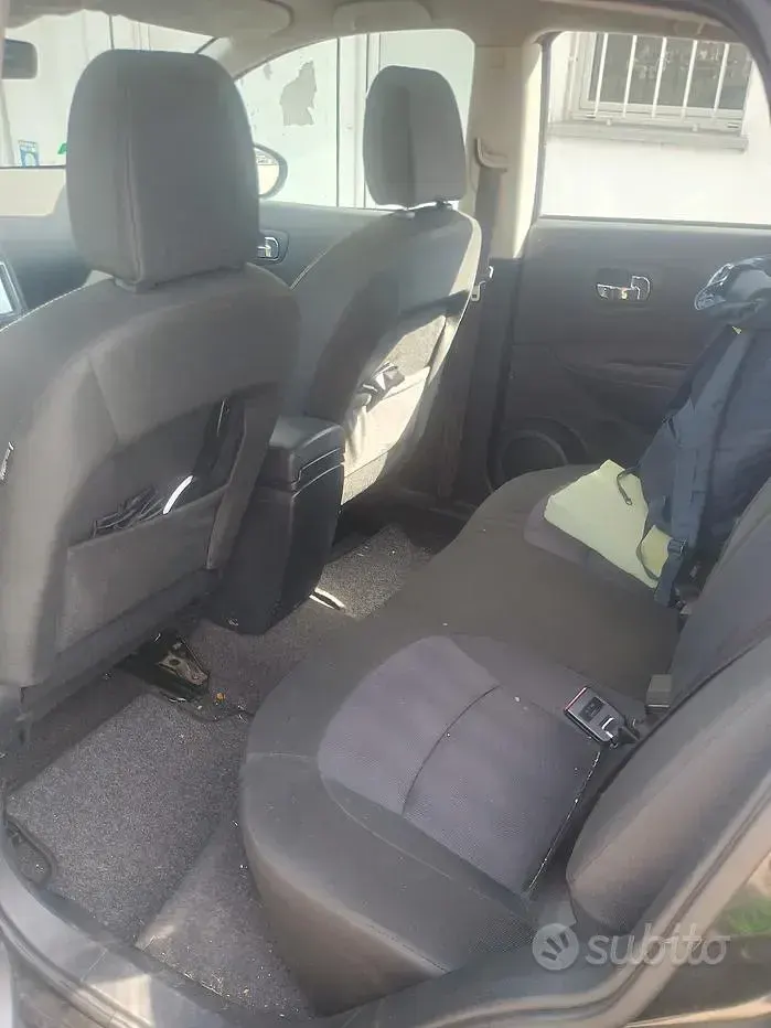 Usata Nissan Qashqai 115 CV (84 kW) 2013 Nero SUV