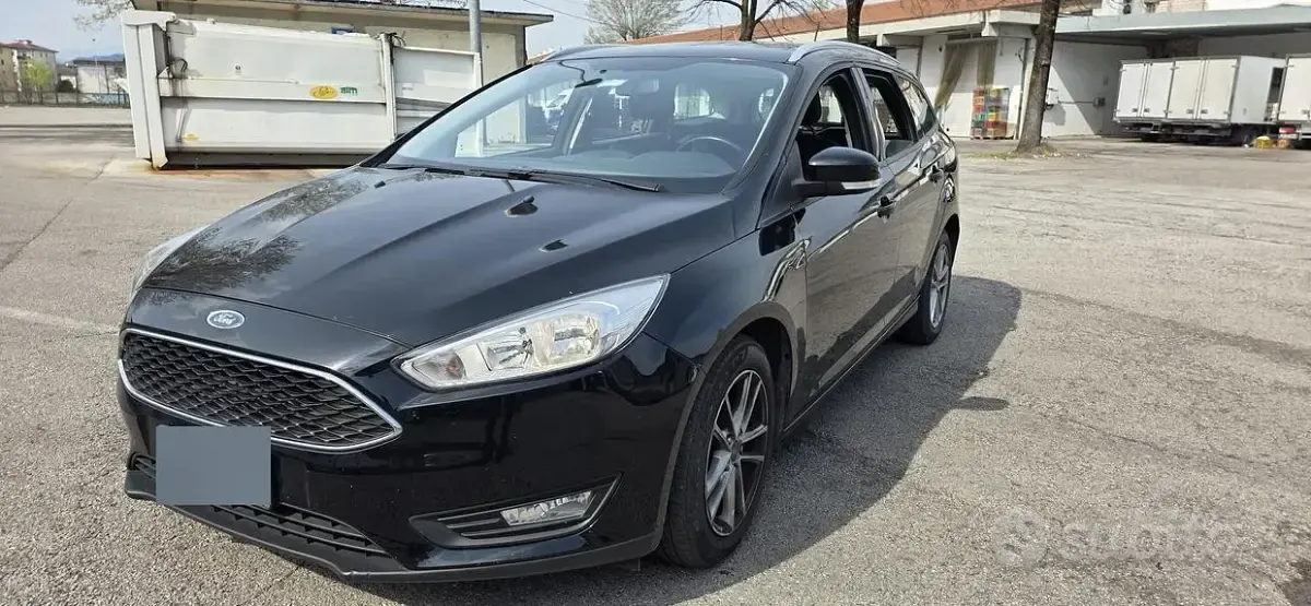 Usata Ford Focus 120 CV (88 kW) 2016 Nero Station wagon