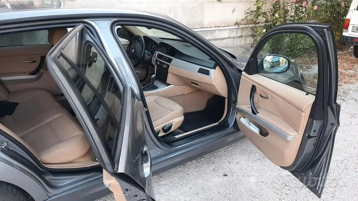 Usata BMW 320 177 CV (130 kW) 2009 Grigio Station wagon
