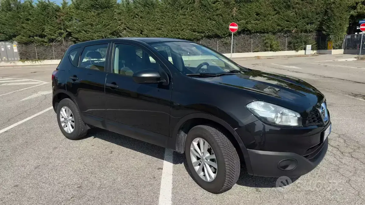 Usata Nissan Qashqai 110 CV (80 kW) 2014 Nero SUV