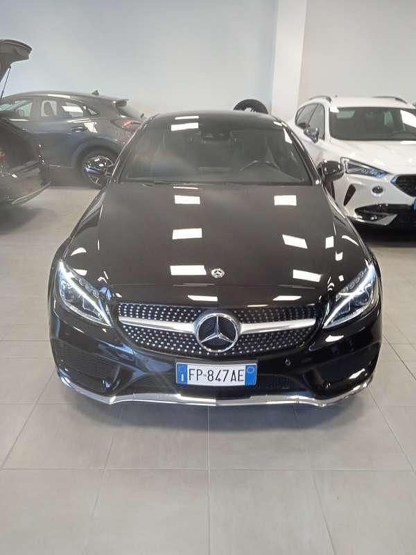Usata Mercedes C220 AMG 170 CV (125 kW) 2018 Nero Coupé