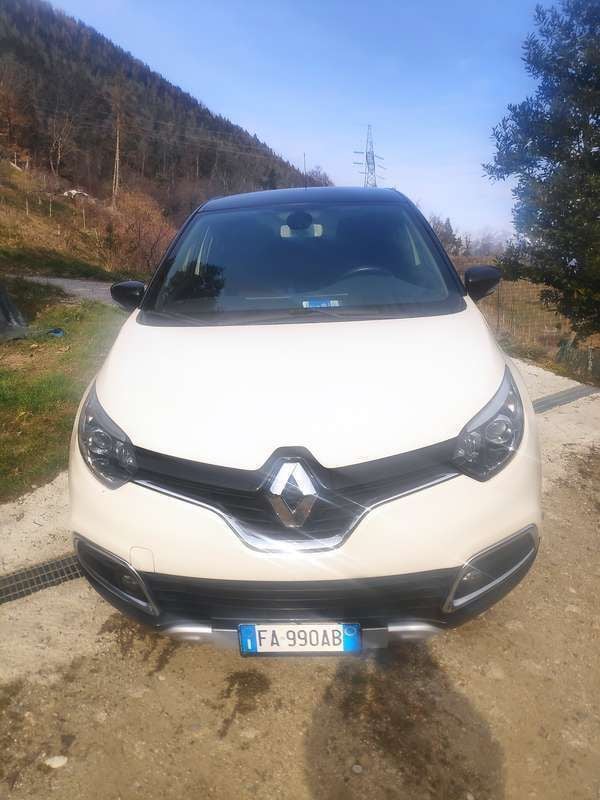 Usata 2015 Renault Captur SUV | 9500 € (Buon prezzo) - Immagine 1/4