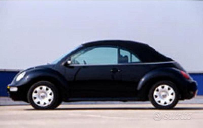 Usata VW New Beetle 105 CV (77 kW) 2005 Nero Utilitaria