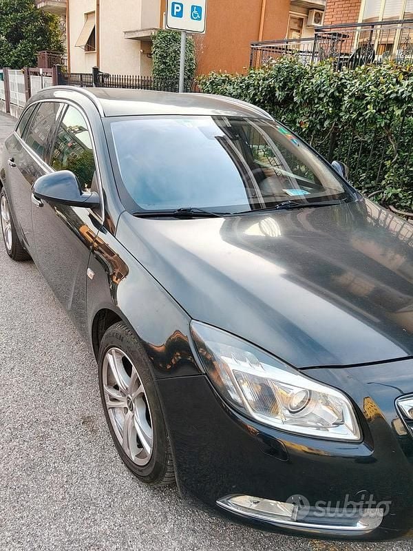 Usata Opel Insignia 160 CV (117 kW) 2010 Nero Berlina