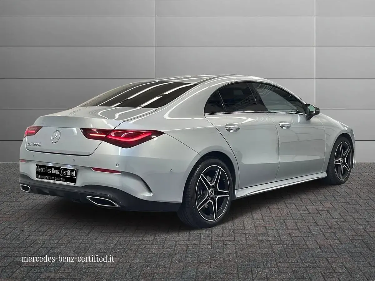 Usata Mercedes CLA200 Advanced Plus 150 CV (110 kW) 2023 Grigio chiaro metallizzato Coupé