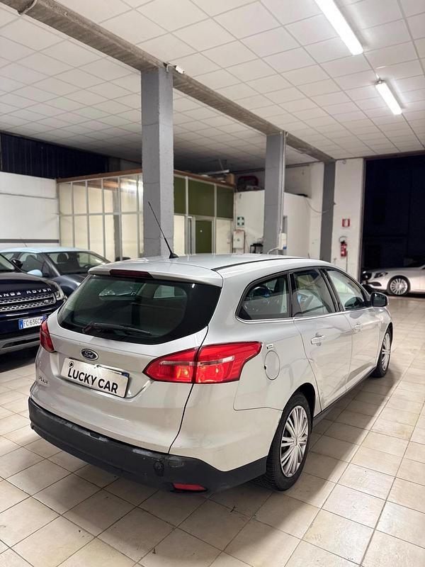Usata Ford Focus Titanium 120 CV (88 kW) 2015 Argento Station wagon