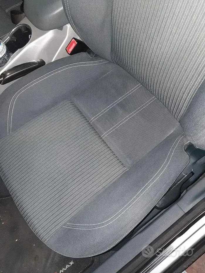 Usata Ford C-MAX Titanium 115 CV (84 kW) 2011 Monovolume