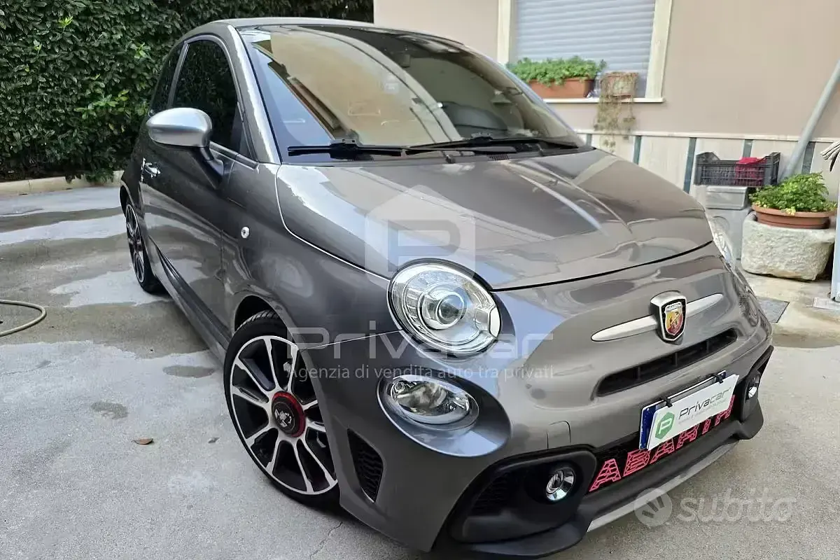 Usata Abarth 595C Turismo 165 CV (121 kW) 2019 Grigio Cabrio