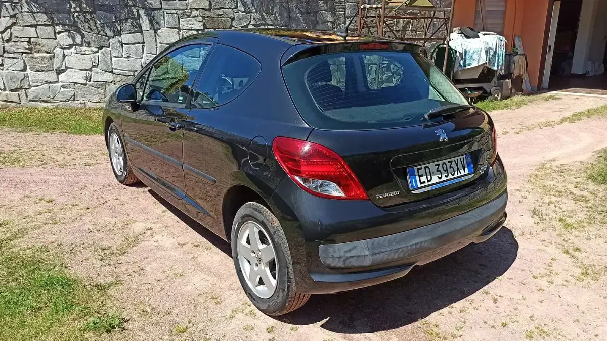 Usata Peugeot 207 Sport 95 CV (69 kW) 2010 Nero Berlina