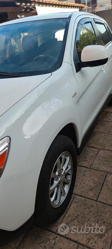 Usata Mitsubishi ASX Invite 150 CV (110 kW) 2011 Bianco SUV