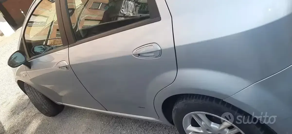 Usata Fiat Grande Punto 2006 Grigio Utilitaria