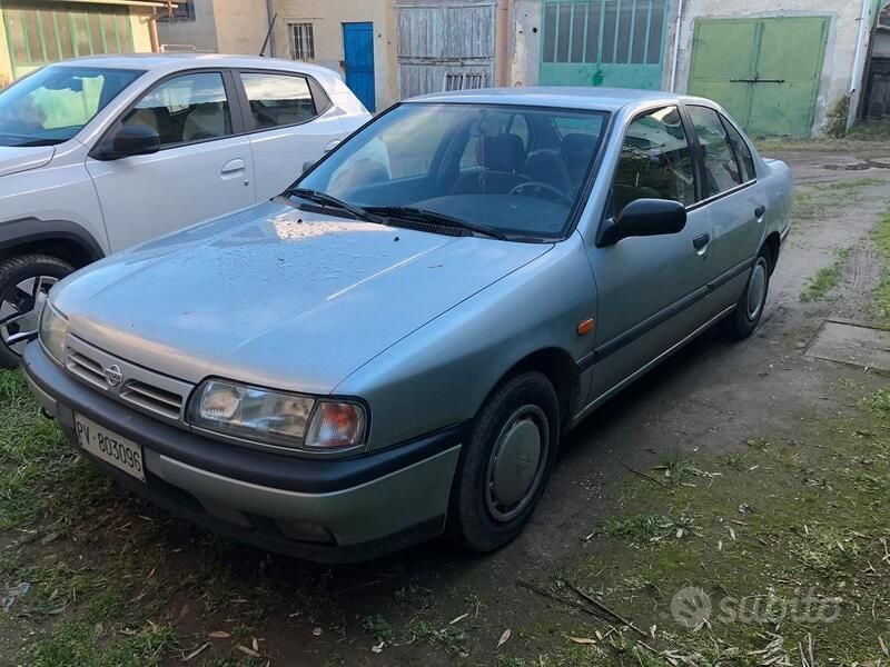 Usata Nissan Primera 95 CV (69 kW) 1992 Grigio Utilitaria