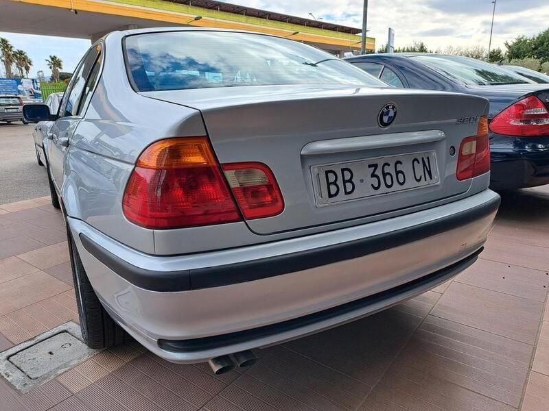 Usata BMW 320 150 CV (110 kW) 1998 Grigio Berlina