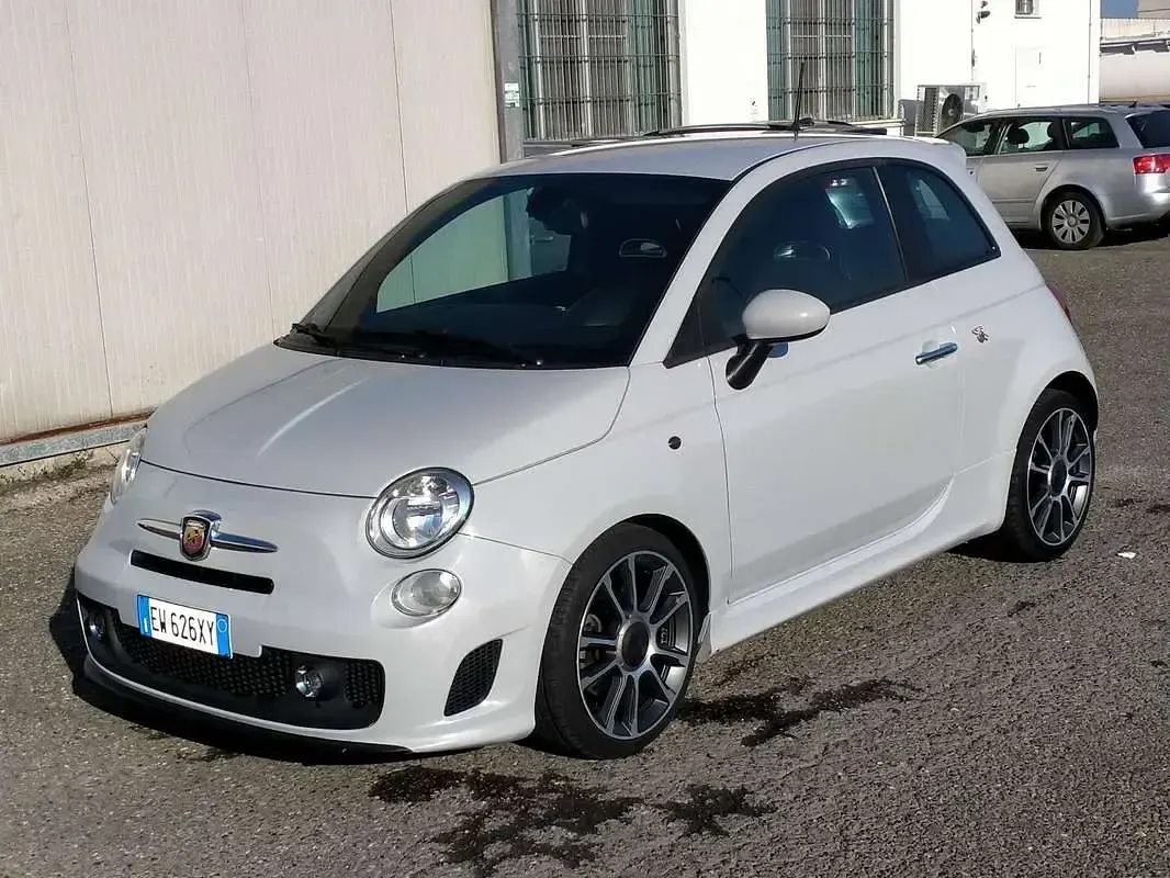 Usata Abarth 595 Custom 135 CV (99 kW) 2014 Grigio Utilitaria