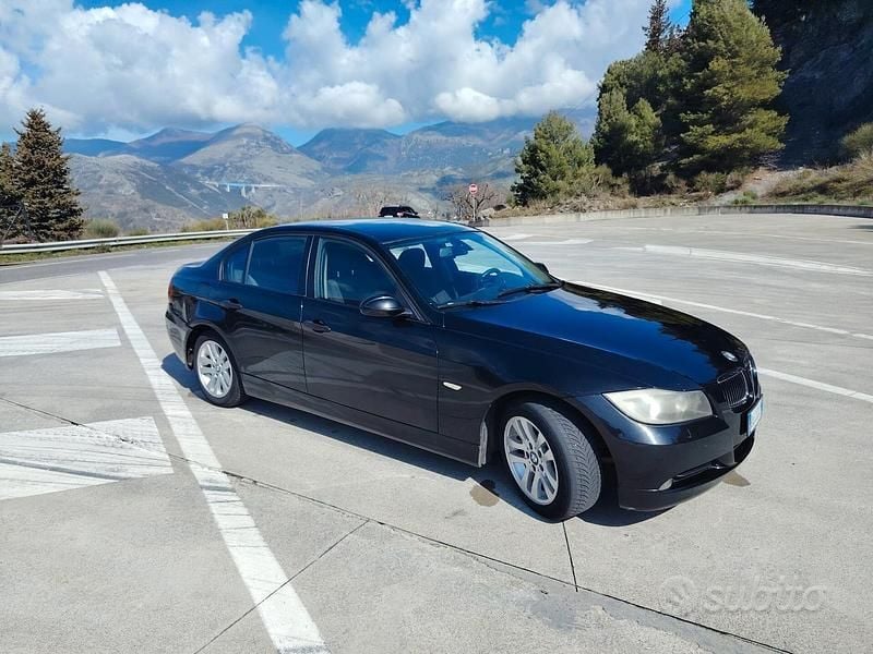 Usata BMW 320 163 CV (119 kW) 2006 Nero Berlina