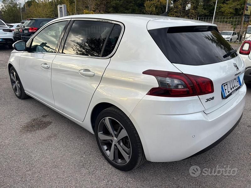 Usata Peugeot 308 Allure 131 CV (96 kW) 2020 Bianco Berlina