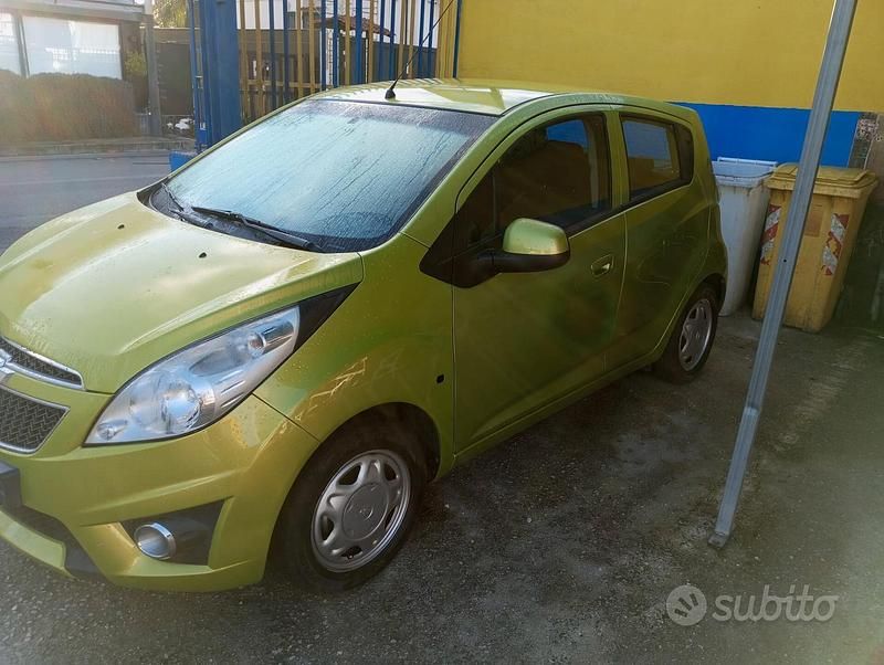 Usata Chevrolet Spark 65 CV (47 kW) 2011 Verde Utilitaria