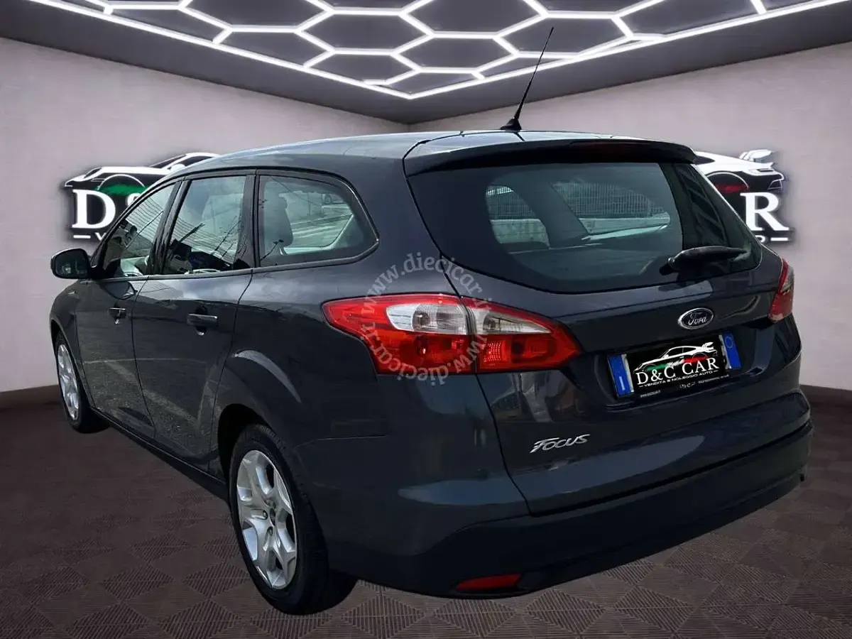 Brugt Ford Focus Business Edition 116 HK (85 kW) 2013 Grå Stationcar