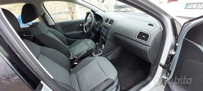Usata VW Polo Comfortline 70 CV (51 kW) 2010 Grigio Utilitaria