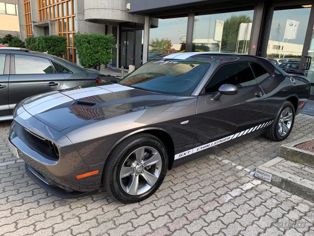 Dodge challenger 3 6