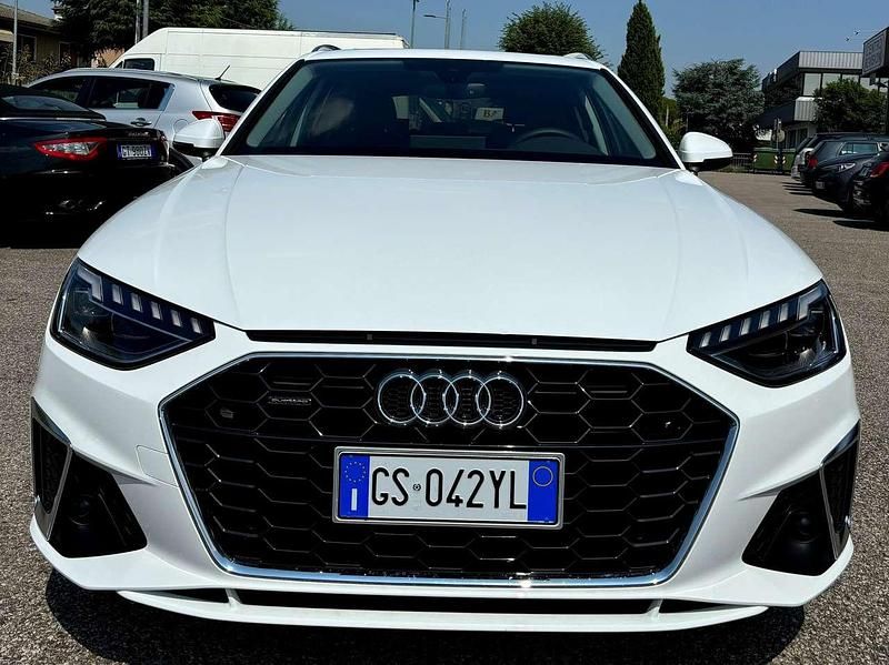 Usata Audi A4 S-Line 204 CV (150 kW) 2024 Bianco Station wagon