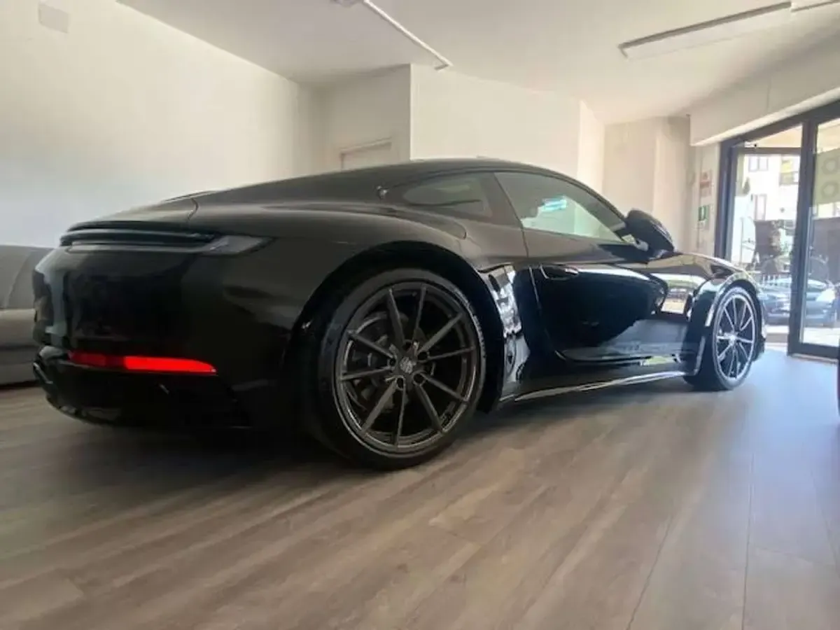 Usata Porsche 911 Carrera T 385 CV (283 kW) 2023 Nero Coupé