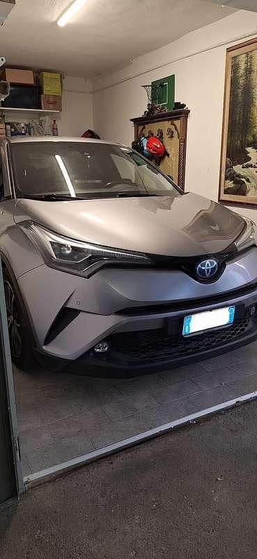 Usata Toyota C-HR Lounge 98 CV (72 kW) 2018 SUV