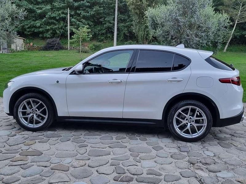 Usata Alfa Romeo Stelvio Lusso 210 CV (154 kW) 2018 Bianco SUV