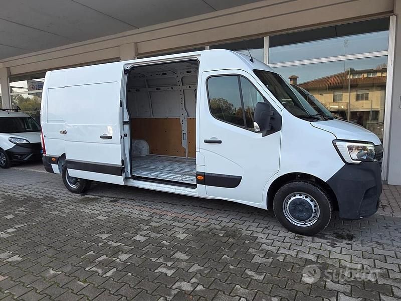 Usata Renault Master 136 CV (100 kW) 2020 Bianco Monovolume