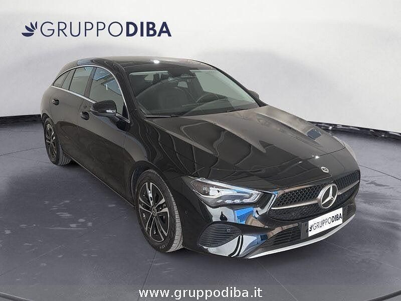 Usata Mercedes CLA180 Advanced 115 CV (84 kW) 2025 Nero Berlina