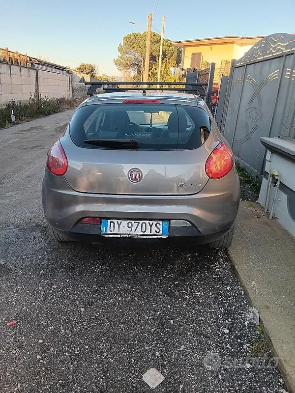 Usata Fiat Bravo 120 CV (88 kW) 2010 Grigio Utilitaria